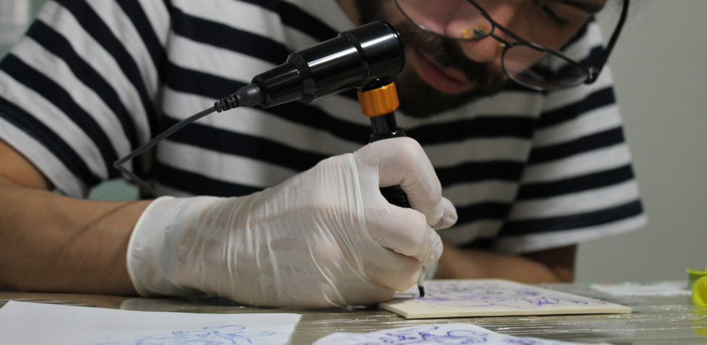 Aprende a tatuar desde cero